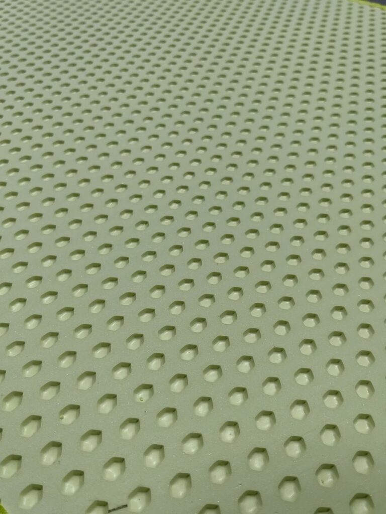 Textura perforada de EVA de la alfombra BAST PET